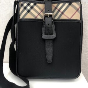 BURBERRY　バーバリー　チェック　ショルダーバッグ